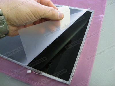 <i>Protective film must be removed after the installation</i>